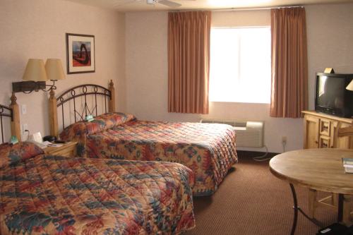 Aarchway Inn 003